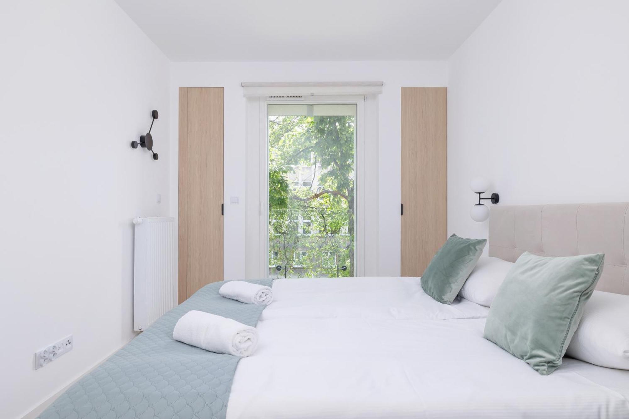 Krowoderska Apartment With Balcony Near City Center By Rent Like Home Cracovie Extérieur photo