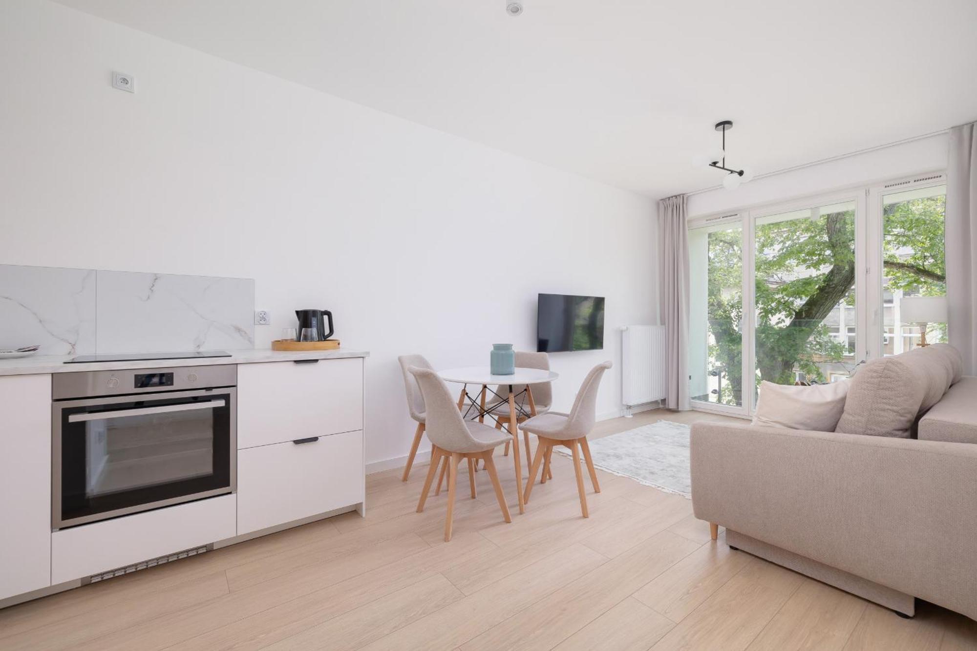 Krowoderska Apartment With Balcony Near City Center By Rent Like Home Cracovie Extérieur photo